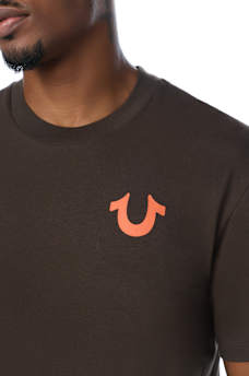 TRUE HORSESHOE  TEE