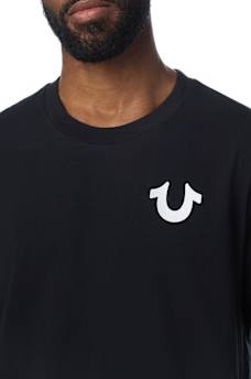 02 HORSESHOE TEE
