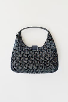 BOLSO HOBO ACOLCHADO, image 4