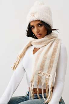 WORLD TOUR LOGO BEANIE AND SCARF SET, image 3