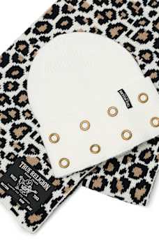 LEOPARD BEANIE AND SCARF SET
