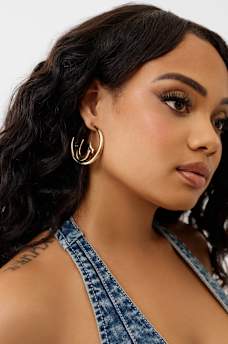 HORSESHOE HALF HOOP EARRINGS, image 2