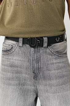 CINTUR&Oacute;N CON HEBILLA DE HERRADURA EN TODA LA PRENDA, image 1