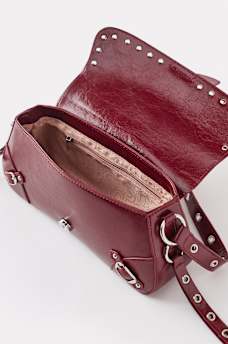 HORSESHOE TASSLE STUD BAG