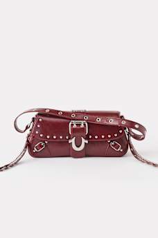 HORSESHOE TASSLE STUD BAG