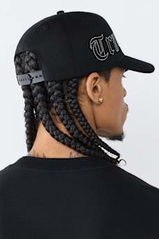 HORSESHOE LOGO RHINESTUDS BASEBALL HAT