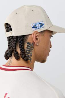 CASQUETTE &Agrave; LOGO ITALIQUE