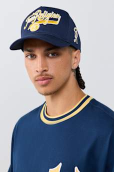 CASQUETTE &Agrave; LOGO ITALIQUE