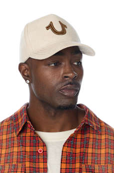 CONTRAST HORSESHOE SUEDE HAT