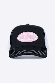 LOGO PATCH TRUCKER HAT