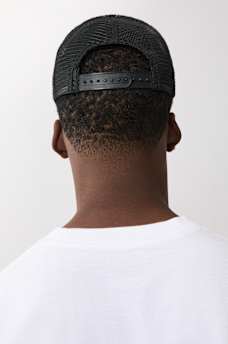 HORSESHOE FLAG TRUCKER HAT, image 4