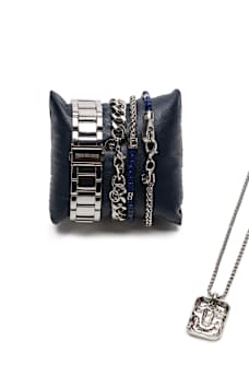 CONJUNTO DE RELOJ Y COLLAR CON HERRADURA