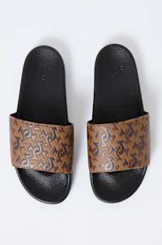 HORSESHOE MONOGRAM SLIDES, image 2