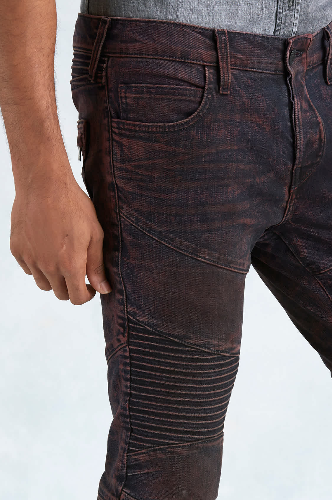 GENO SLIM MENS MOTO JEAN Red True Religion