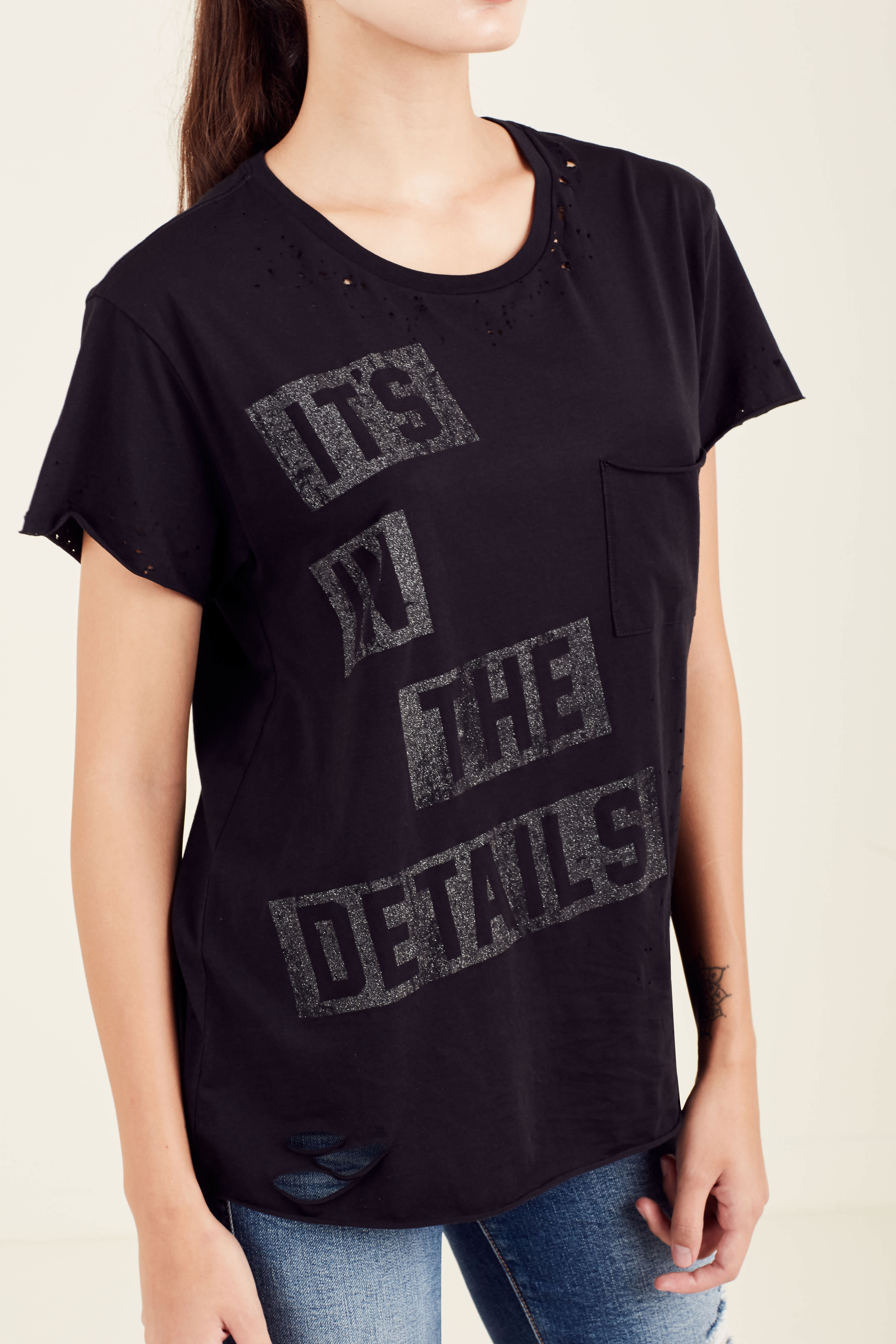 WOMENS GLITTER ITS IN THE DETAILS TEE