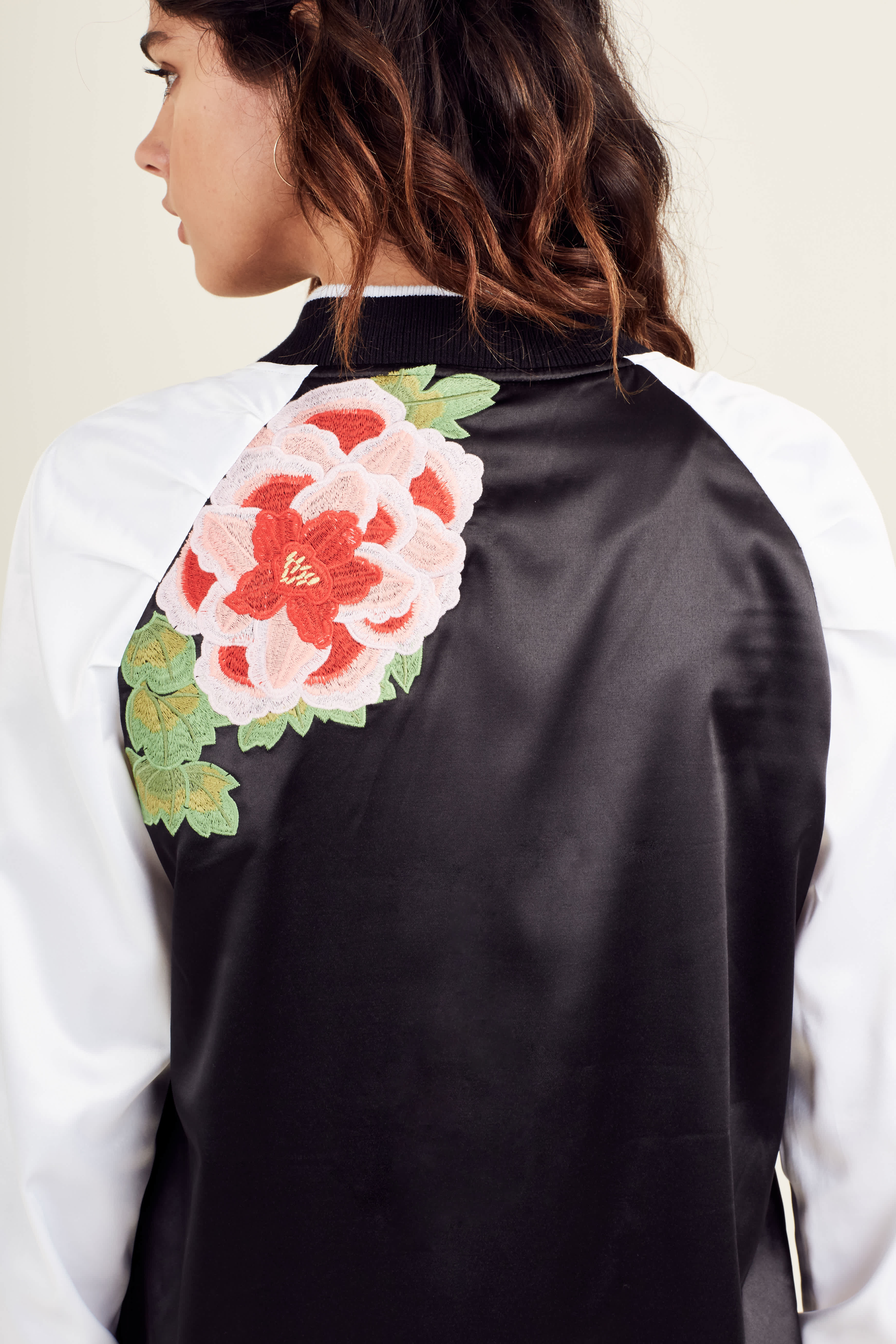 WOMENS EMBROIDERED FLORAL SATEEN BOMBER JACKET